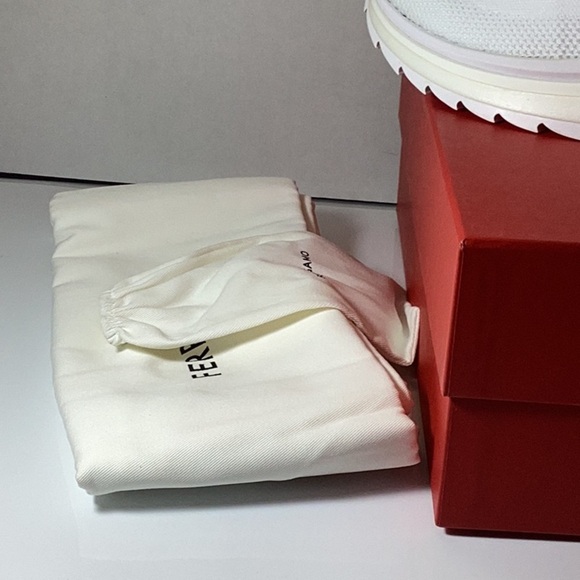 FERRAGAMO
NIMA STRETCH KNIT SNEAKERS - Picture 12 of 15